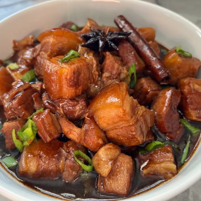 红烧肉 Braised Pork Belly