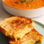 TOMATO SOUP & 8 GRILLED CHEESE (Large 32 oz)