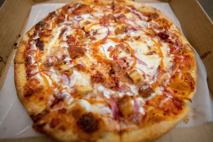 Small Chicken Finger Pizza