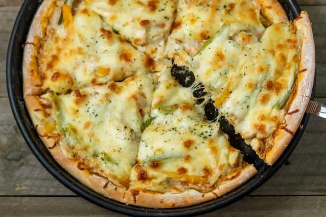 Large Chicken Fajita Pizza
